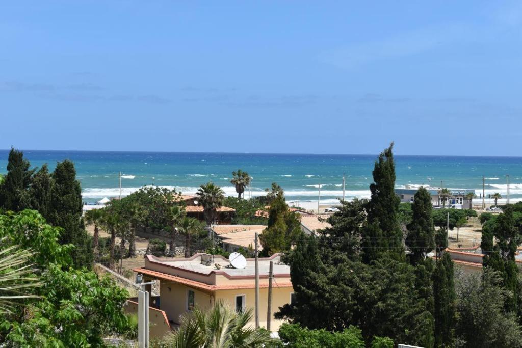 B&B Lastracu Castellammare del Golfo Exterior foto